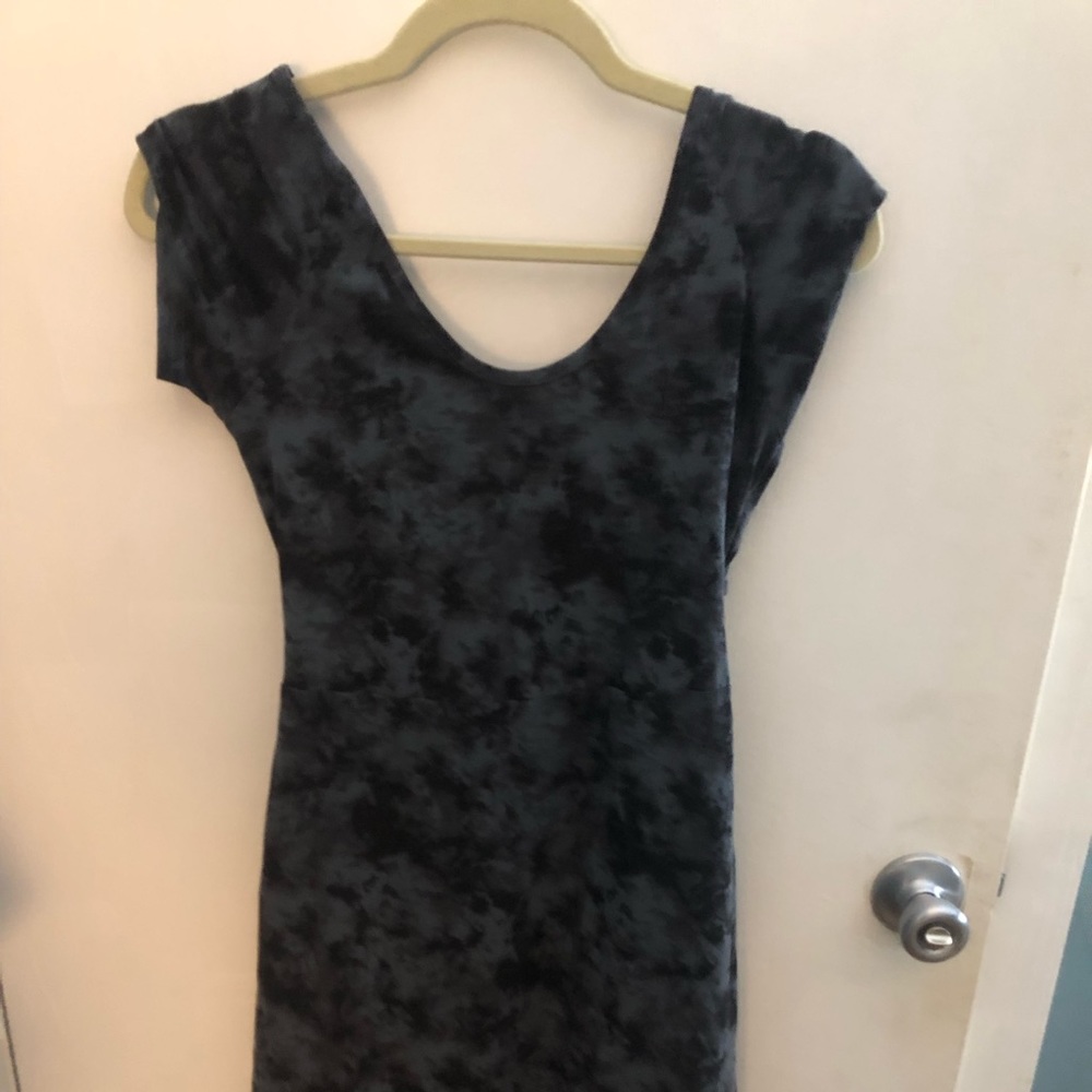 Pact organic tie dye dress.  Size medium fits like small/medium